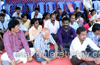 Fisherman death case : Mogaveeras stage  protest outside Ullal station
